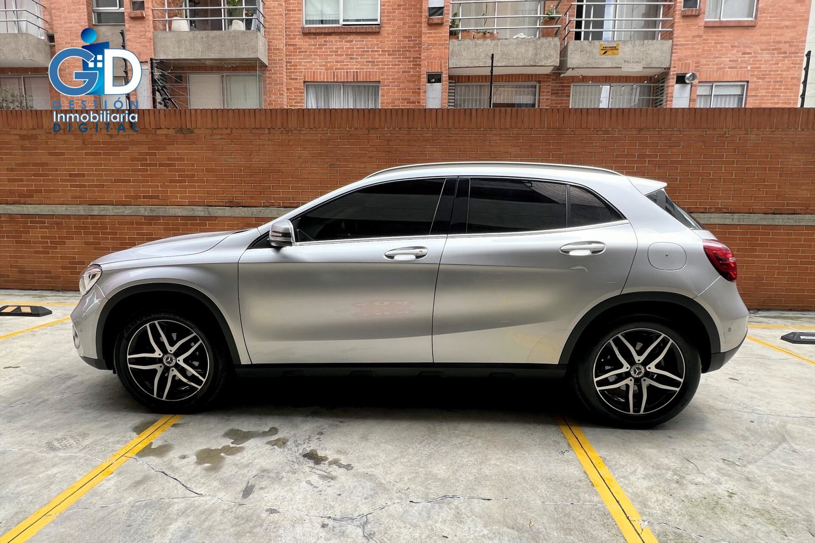 Mercedes Benz GLA 200 1.6 Automática – Modelo 2020