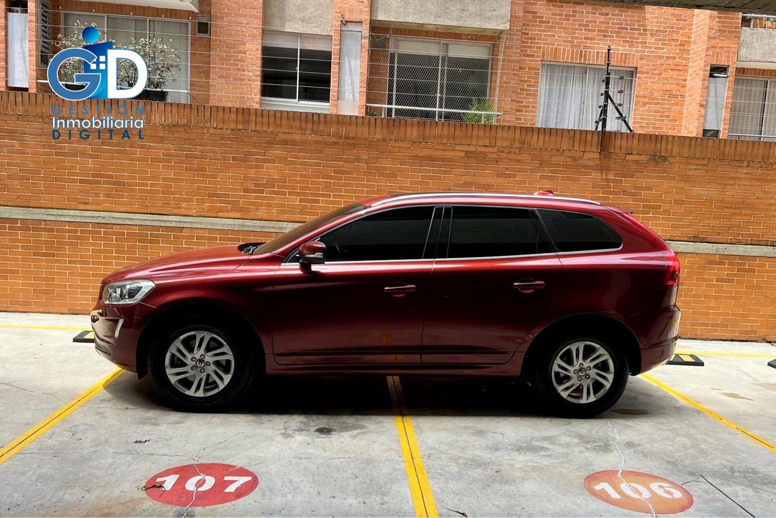 Volvo XC-60 Momentum 2.5 Automática – Modelo 2016